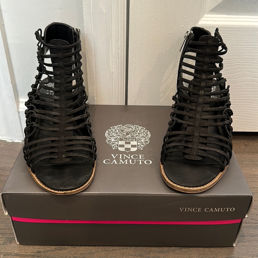 Vince Camuto black sandals size 9